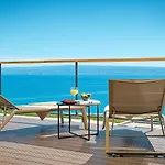 Amphora's Garden 5*