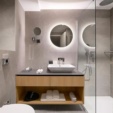 ホテル Amphora's Garden スプリト