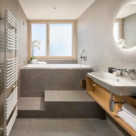 Hotel Amphora's Garden 5*