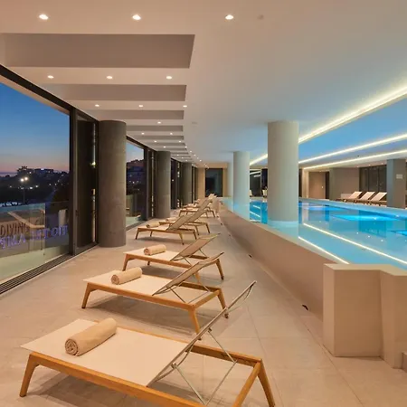 Amphora's Garden 5* Split