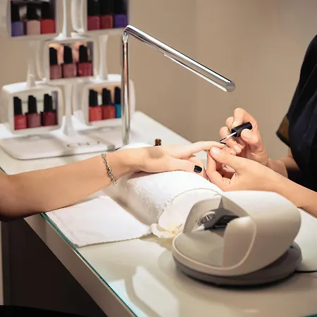 Amphora's Garden Split