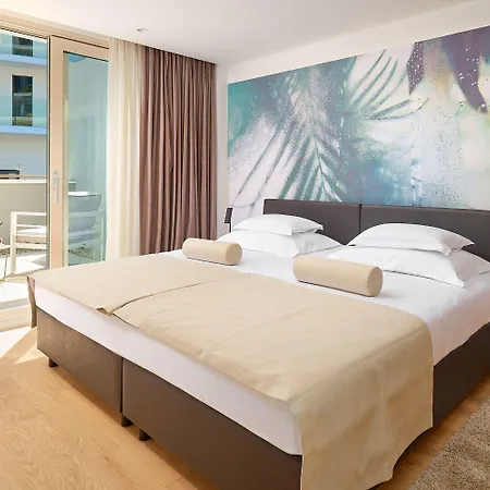 Amphora's Garden Hotel