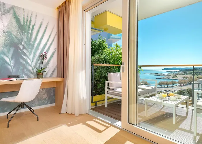 Amphora's Garden Отель