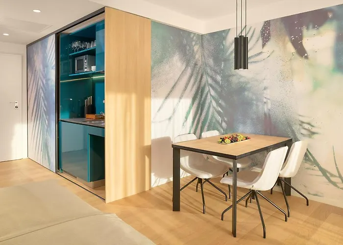 Amphora's Garden Отель Сплит