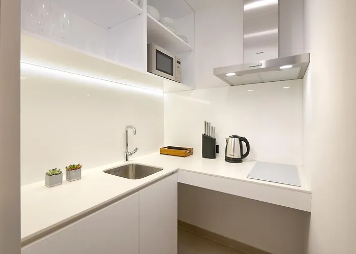 Отель Amphora's Garden 5*