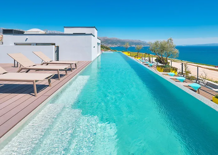 Amphora's Garden Отель Сплит