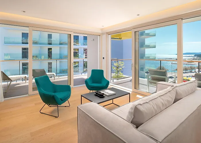 Отель Amphora's Garden 5*